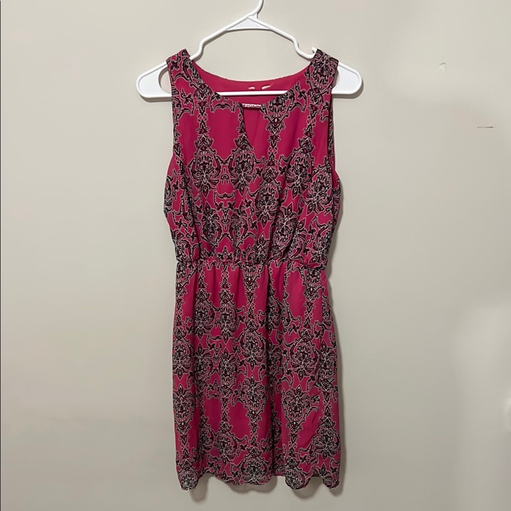 Elegant Pink Patterned Dress